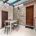 In With Pool Access Apartment Ficulle
