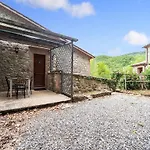 In With Pool Access Apartment *